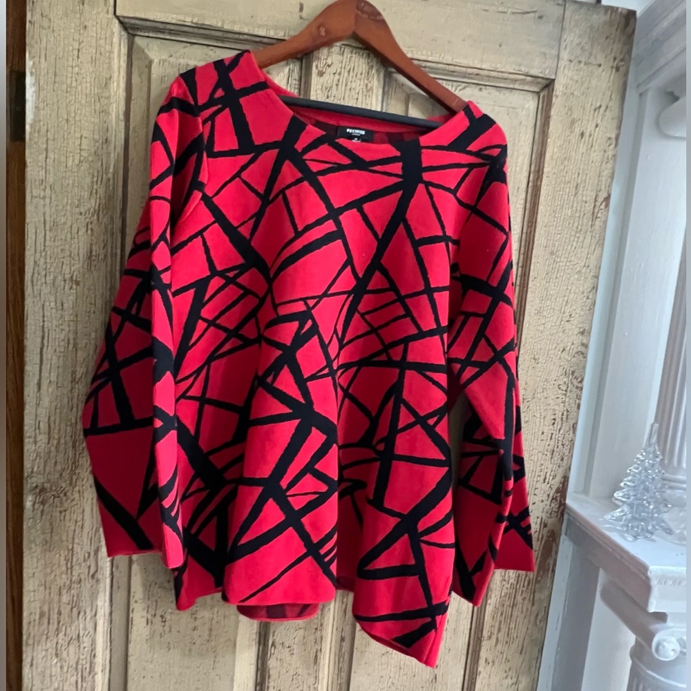 Beautiful Premise 1X Woman Sweater - Stunning!